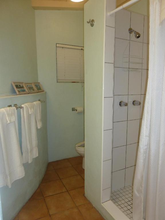 שארלוט אמלי Galleon House Hotel חדר תמונה
