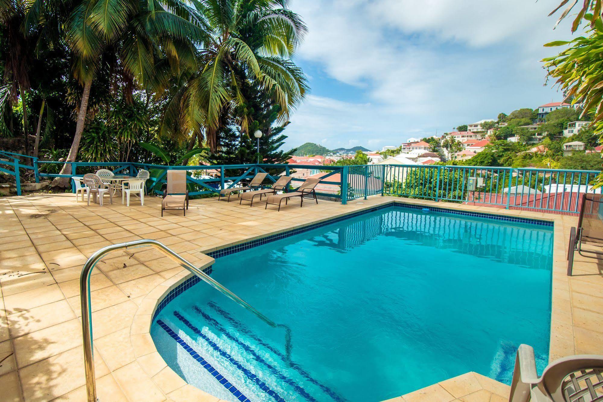 שארלוט אמלי Galleon House Hotel מראה חיצוני תמונה