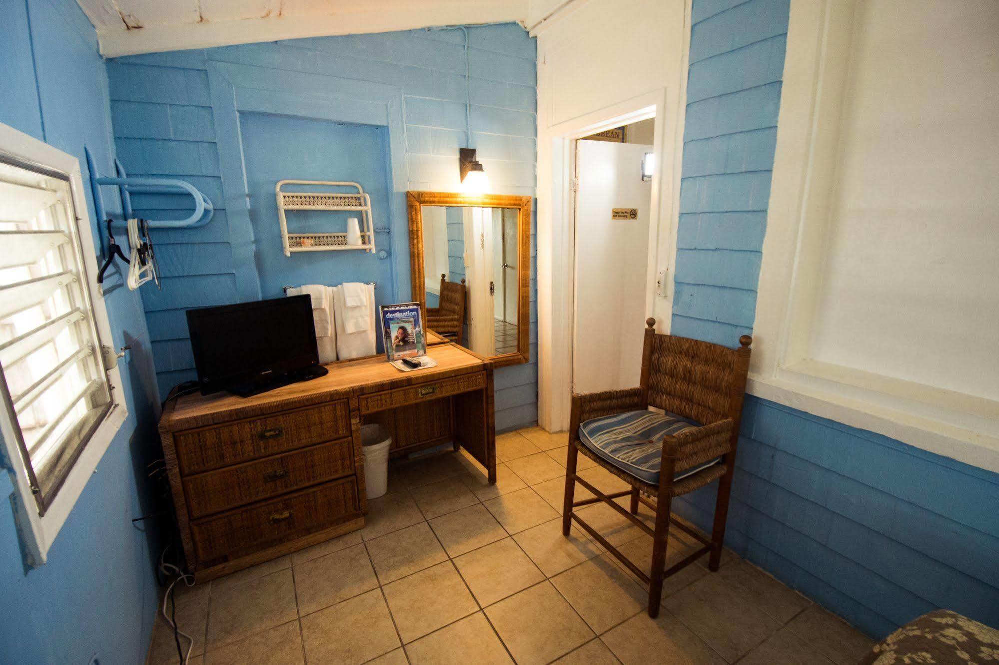 שארלוט אמלי Galleon House Hotel מראה חיצוני תמונה